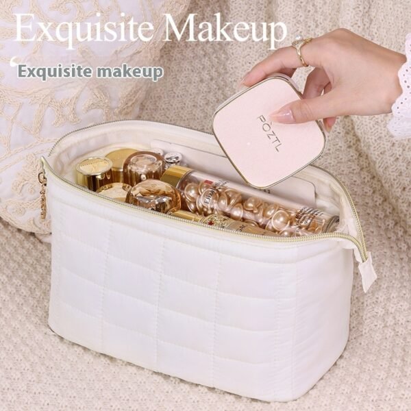 Large Capacity High Sense Hand Holding Cosmetic Travel Portable Toiletry Bag - Image 2