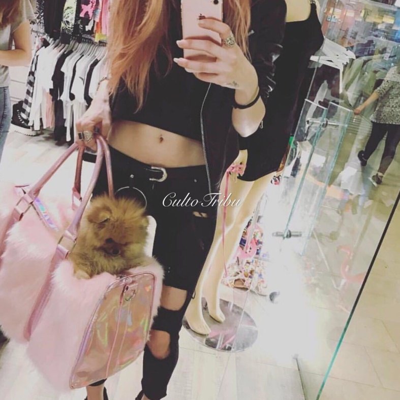 Laser Symphony Faux Fur Plush Oversized Travel Bag Luggage Bag Large Capacity Tote - Image 6