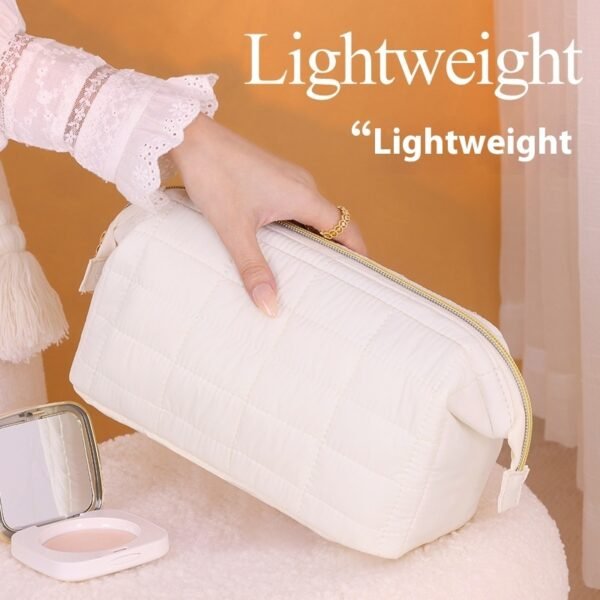 Large Capacity High Sense Hand Holding Cosmetic Travel Portable Toiletry Bag - Image 3