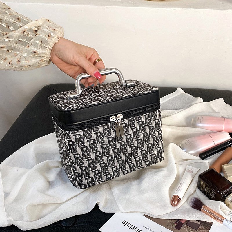 Cosmetic Storage Box Home Size Travel Toiletry Bag - Image 6