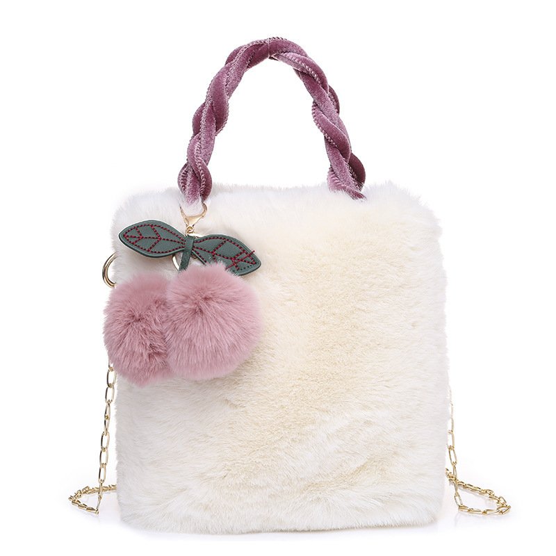 Large Capacity Plush Bag High Quality Soft Plush Travel Bucket Bag New Luxury Plush Tote Bag For Winter - Image 6